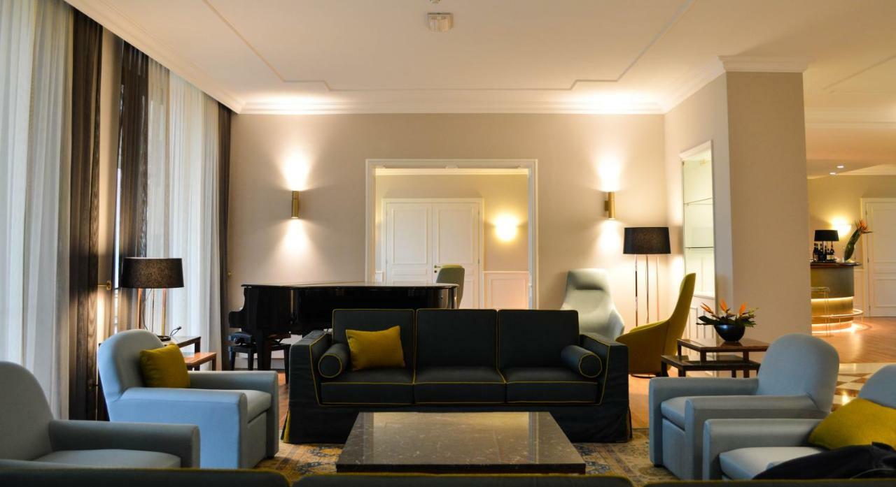 泰尔梅大酒店 西尔米奥奈 外观 照片 The interior of the hotel